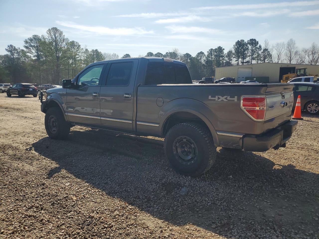 2012 Ford F150 Supercrew - Image 2