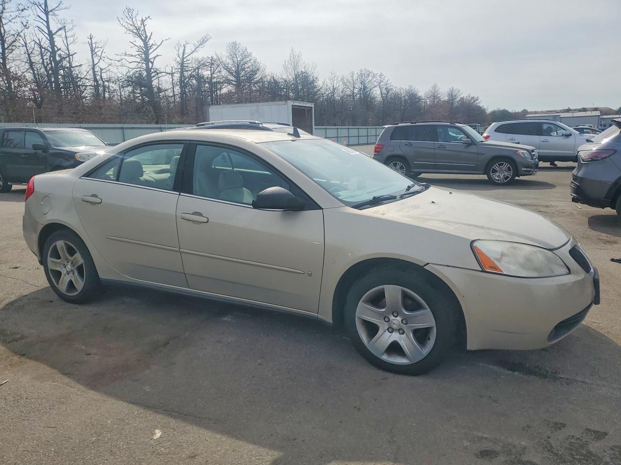 2009 Pontiac G6 - Image 4