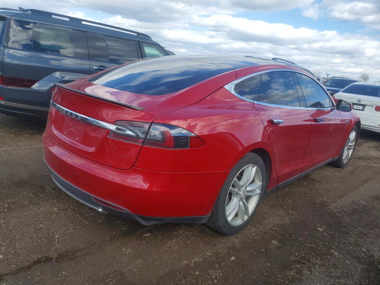 2013 Tesla Model S - Image 3
