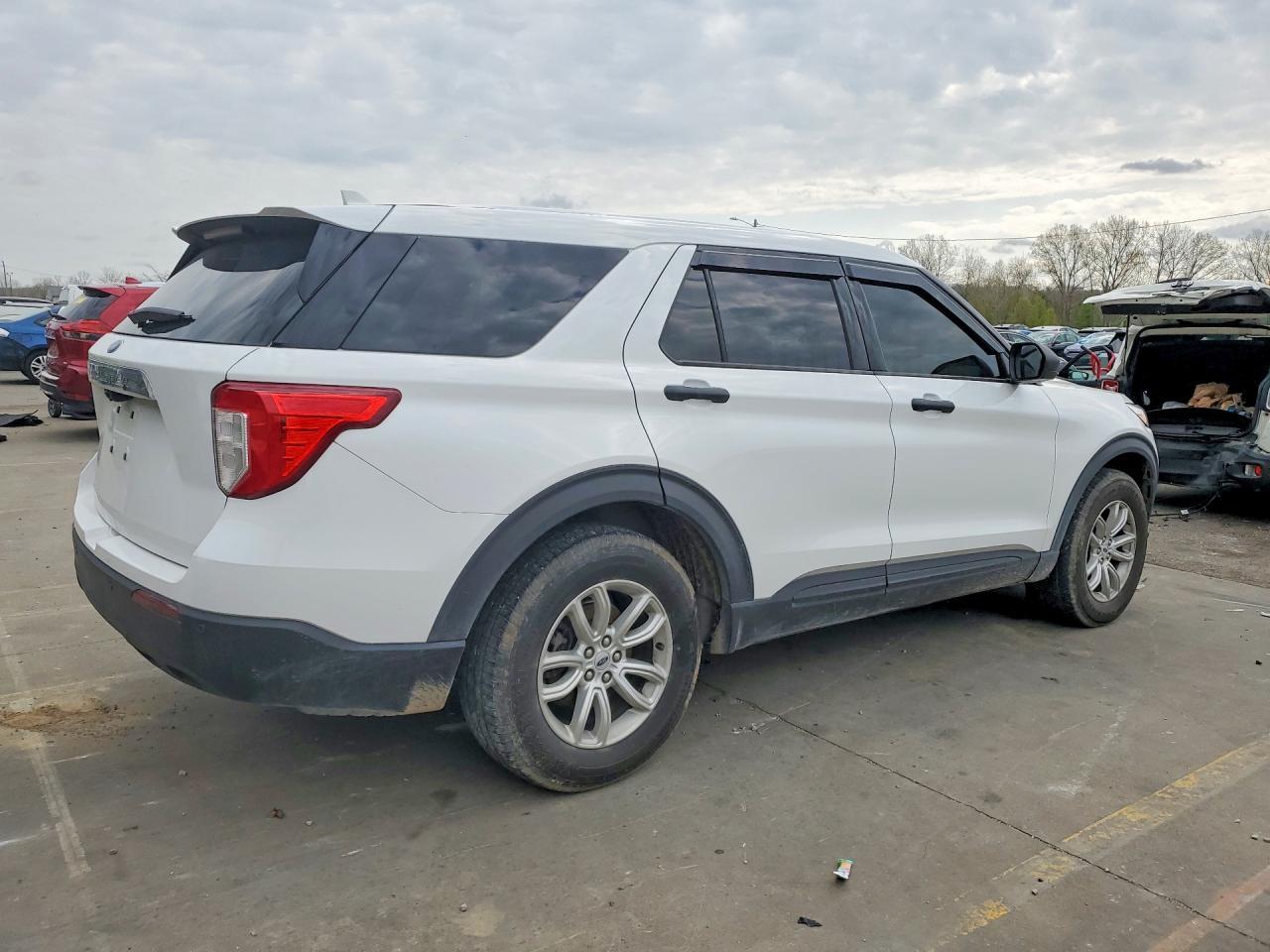 2020 Ford Explorer - Фото 3