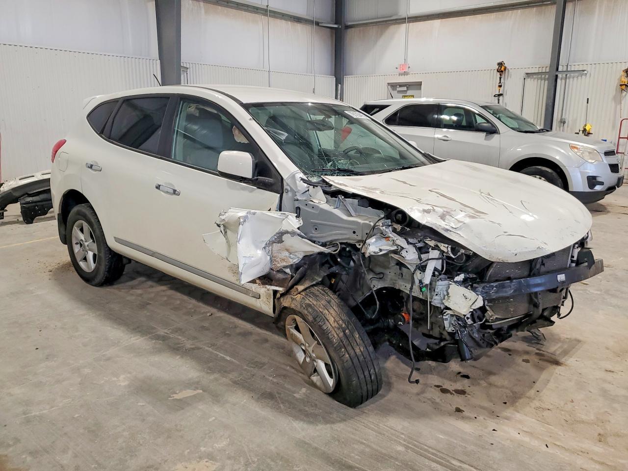 2013 Nissan Rogue S - Фото 4