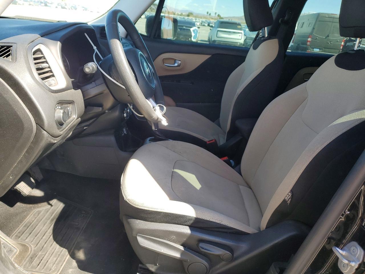 2015 Jeep Renegade Sport - Image 7
