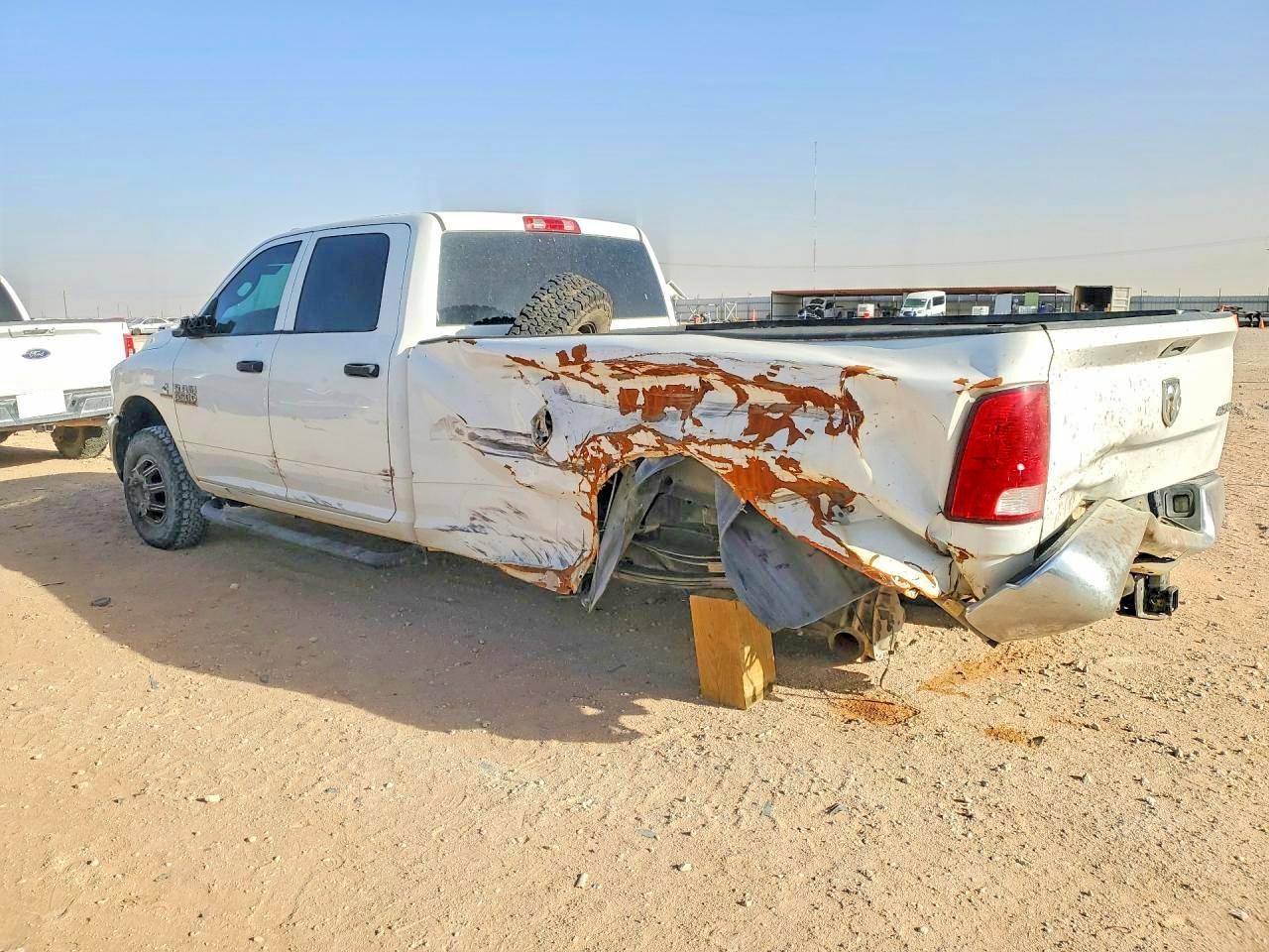 2014 Ram 3500 St - Image 2