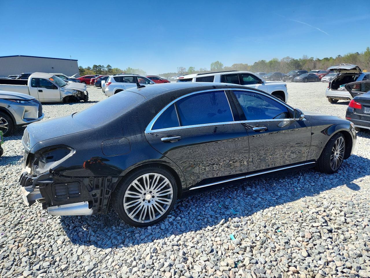 2016 Mercedes-Benz S 550 4Matic - Image 3