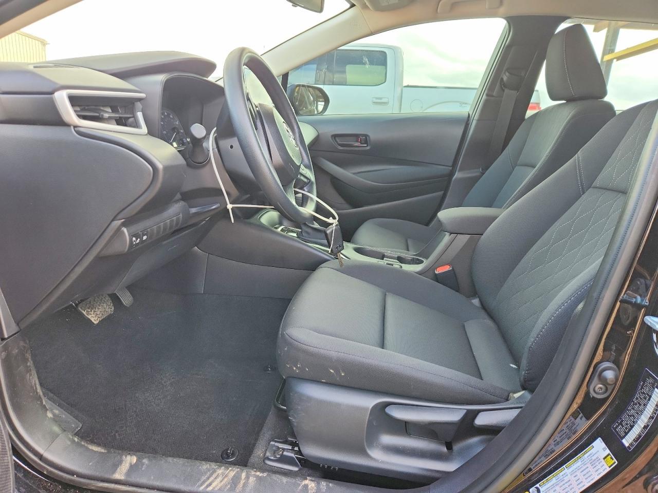 2025 Toyota Corolla Le - Фото 7