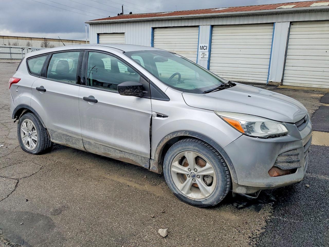 2016 Ford Escape S - Фото 4