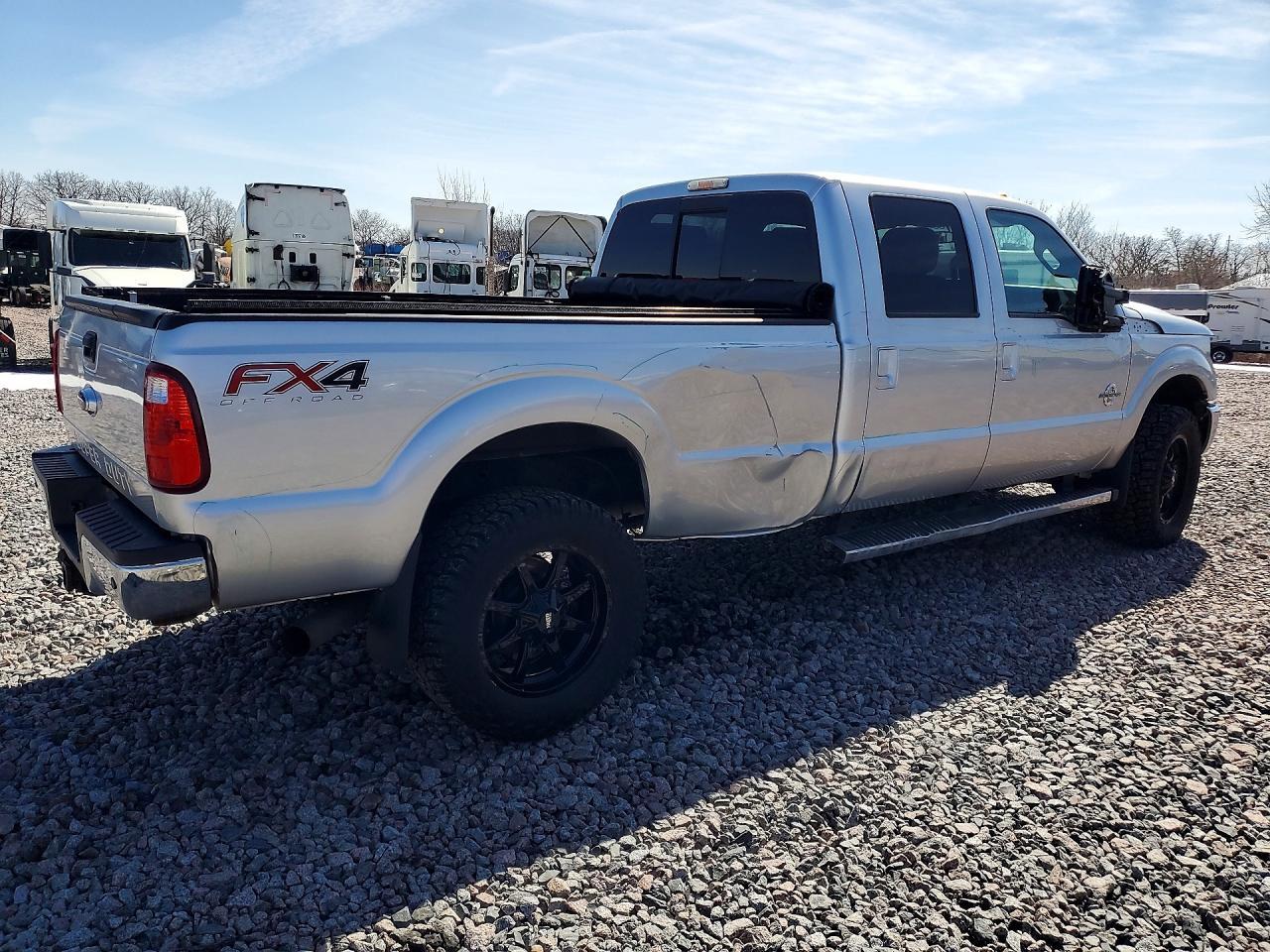 2015 Ford F350 Super Duty - Фото 3