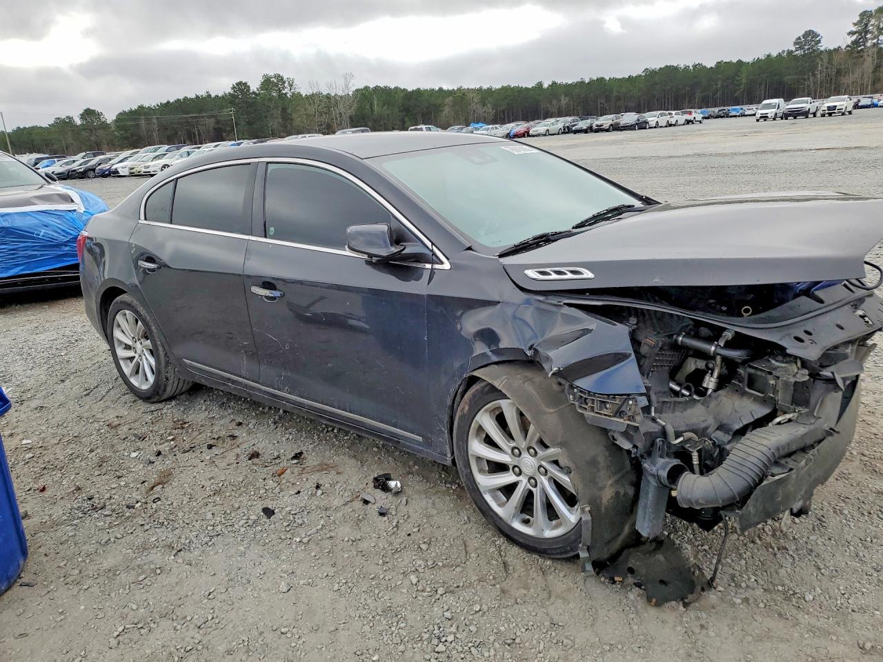2014 Buick Lacrosse - Image 4