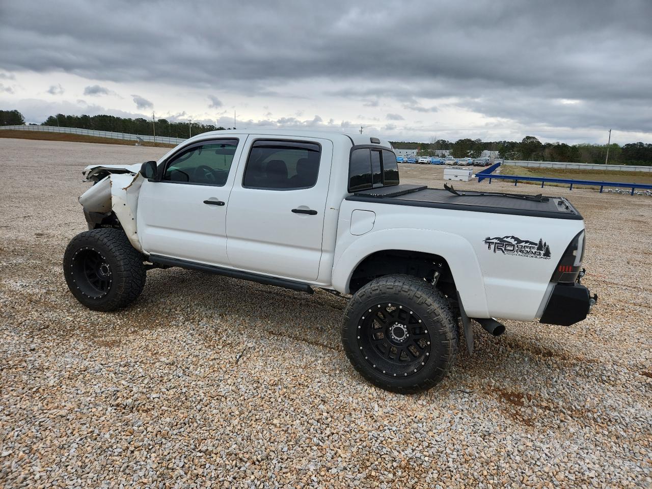2007 Toyota Tacoma V6 - Фото 2