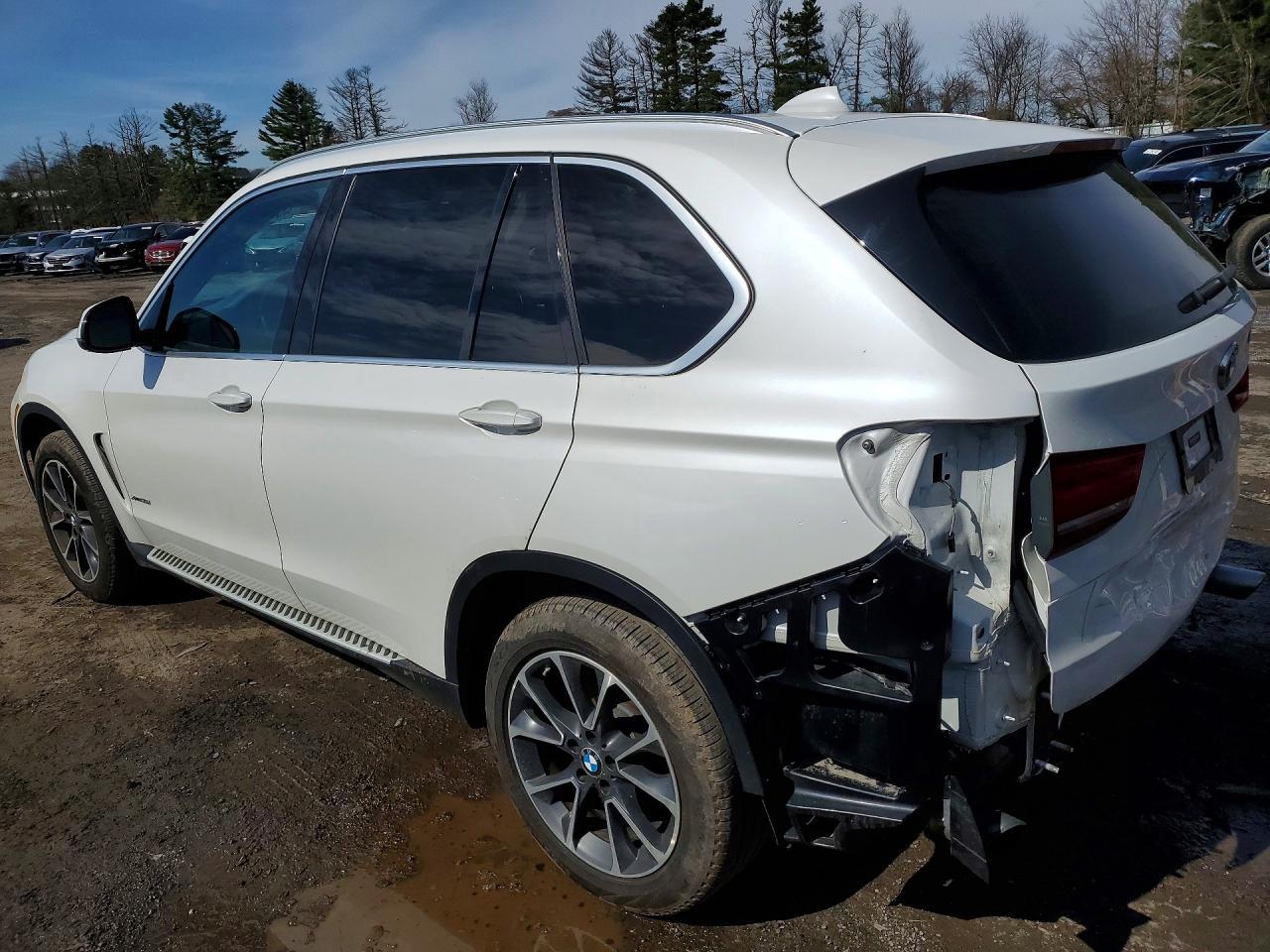 2016 BMW X5 xDrive35I - Image 2