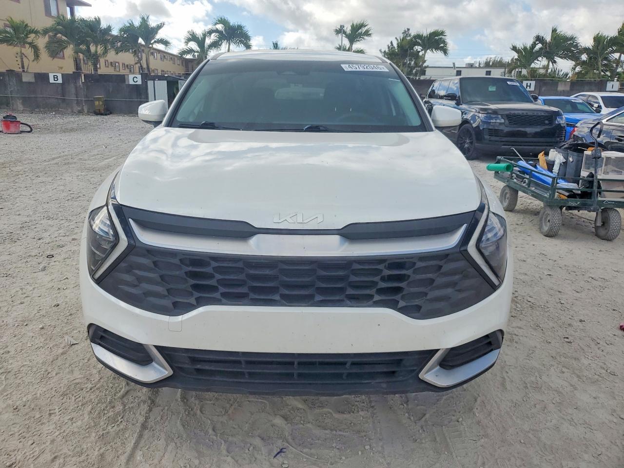 2023 Kia Sportage - Image 5