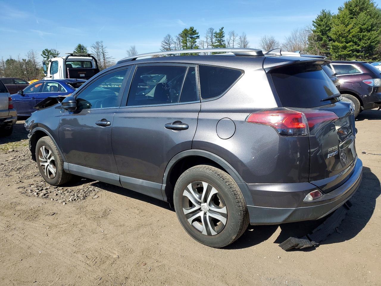 2017 Toyota Rav4 Le - Image 2