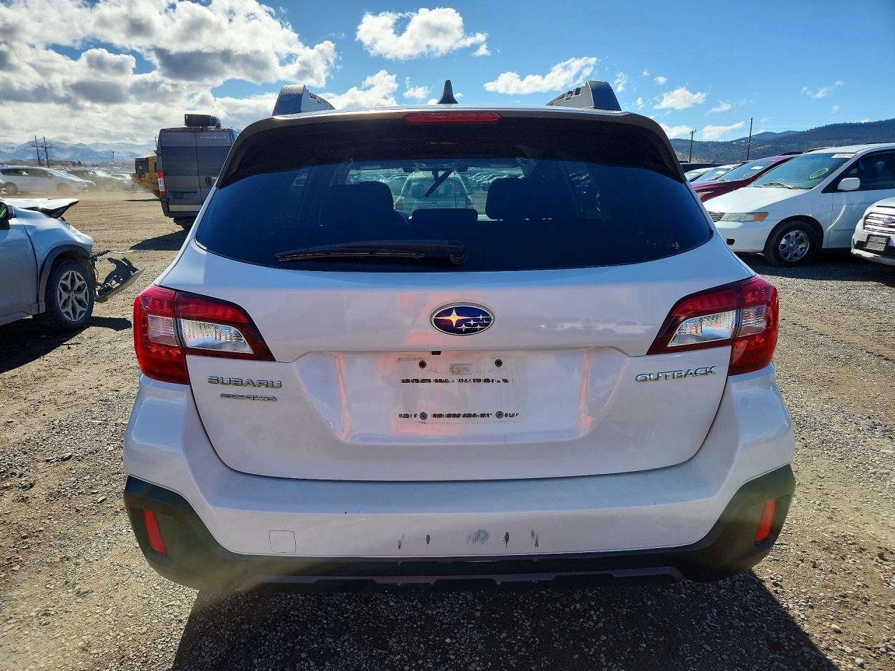 2019 Subaru Outback 2.5I Premium - Фото 6