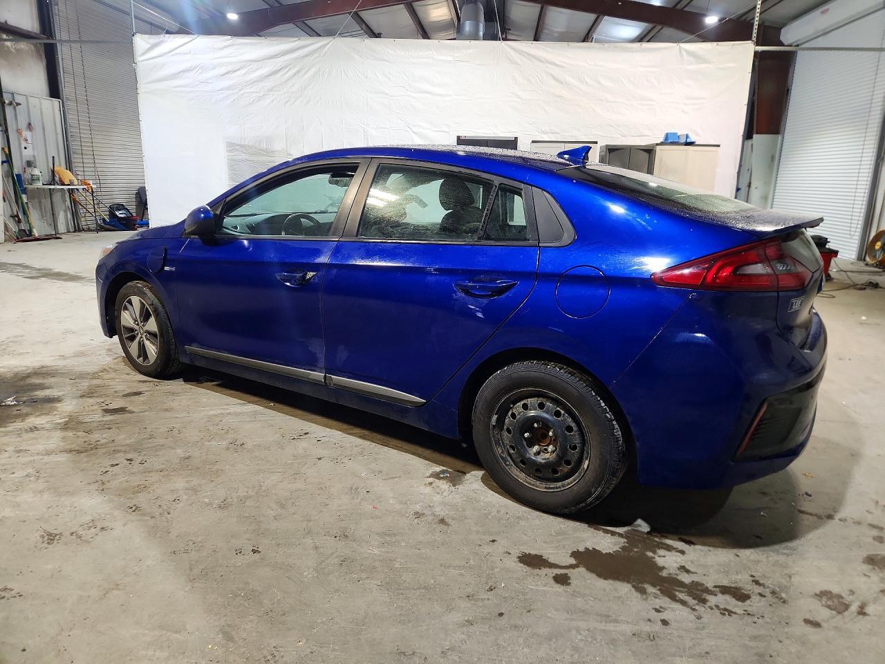 2019 Hyundai Ioniq Plug-In Hybrid Base - Фото 2