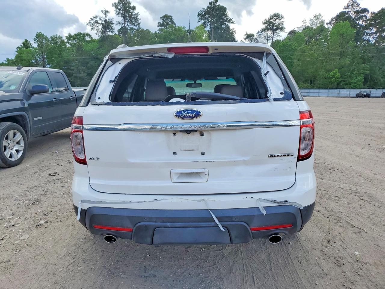 2013 Ford Explorer Xlt - Image 6