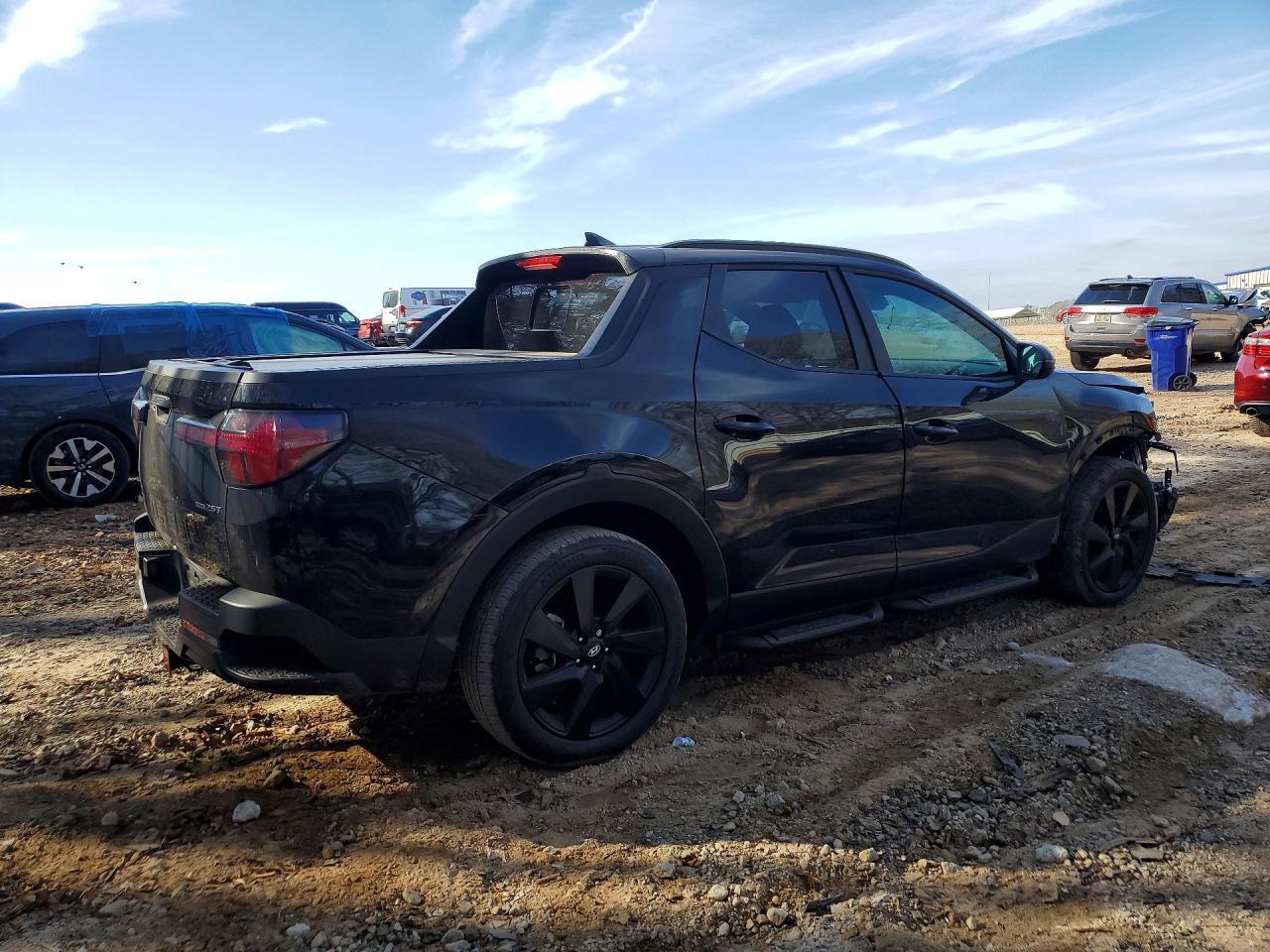 2024 Hyundai Santa Cruz Night - Image 3