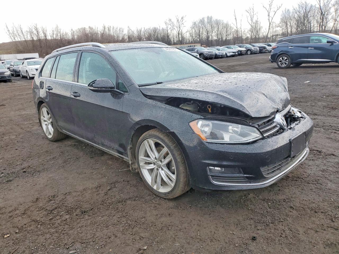 2015 Volkswagen Golf Sportwagen S - Image 4