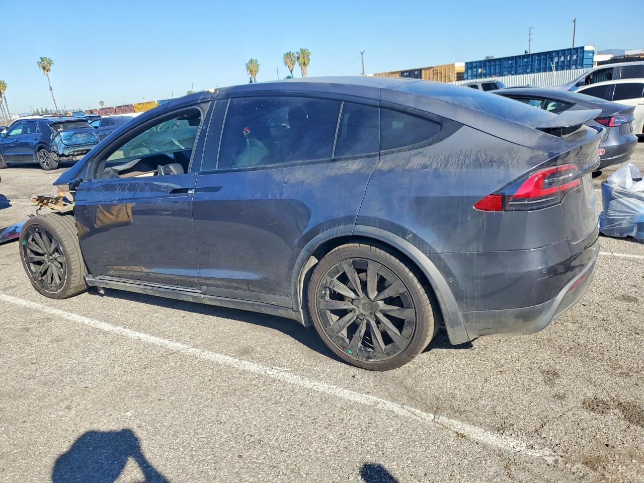 2022 Tesla Model X - Image 2