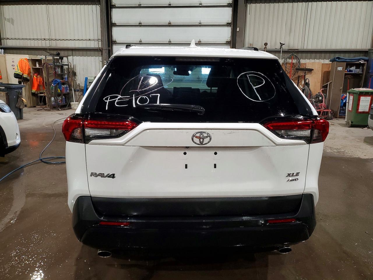 2020 Toyota Rav4 Xle - Фото 6