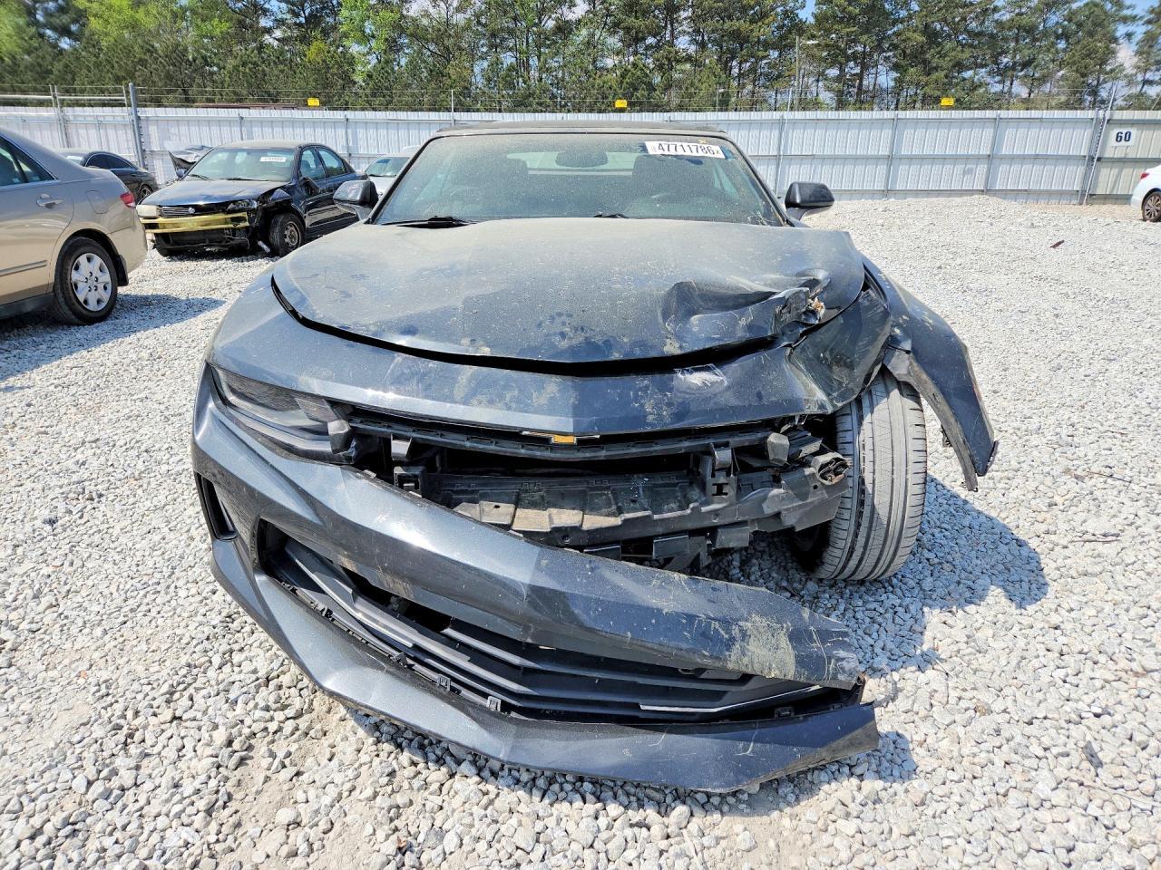2017 Chevrolet Camaro Lt - Image 5