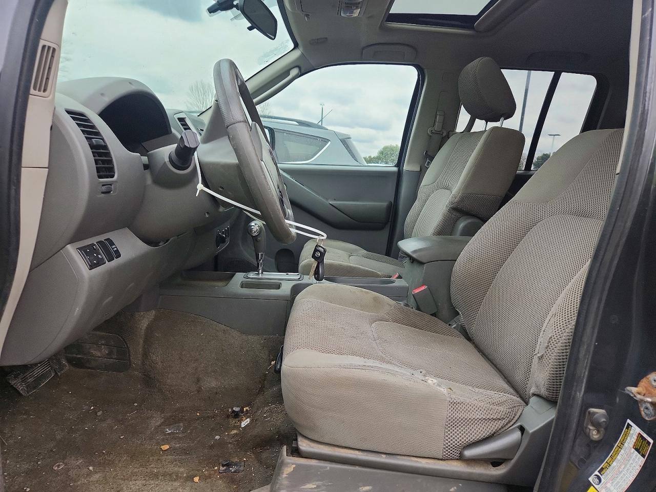 2010 Nissan Frontier Se V6 - Image 7