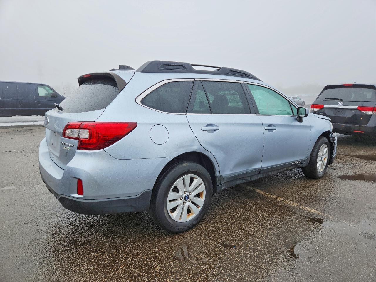 2017 Subaru Outback 2.5I Premium - Фото 3