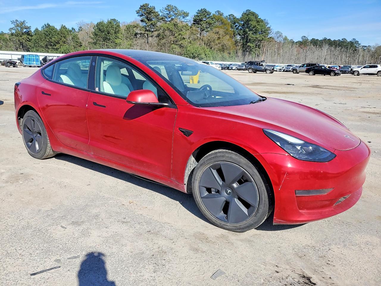 2023 Tesla Model 3 - Image 4
