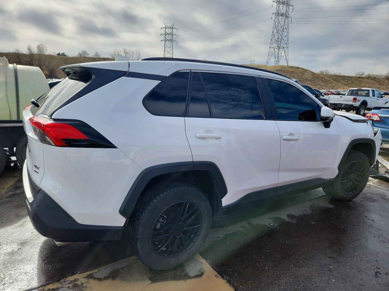 2020 Toyota Rav4 Xle - Image 3