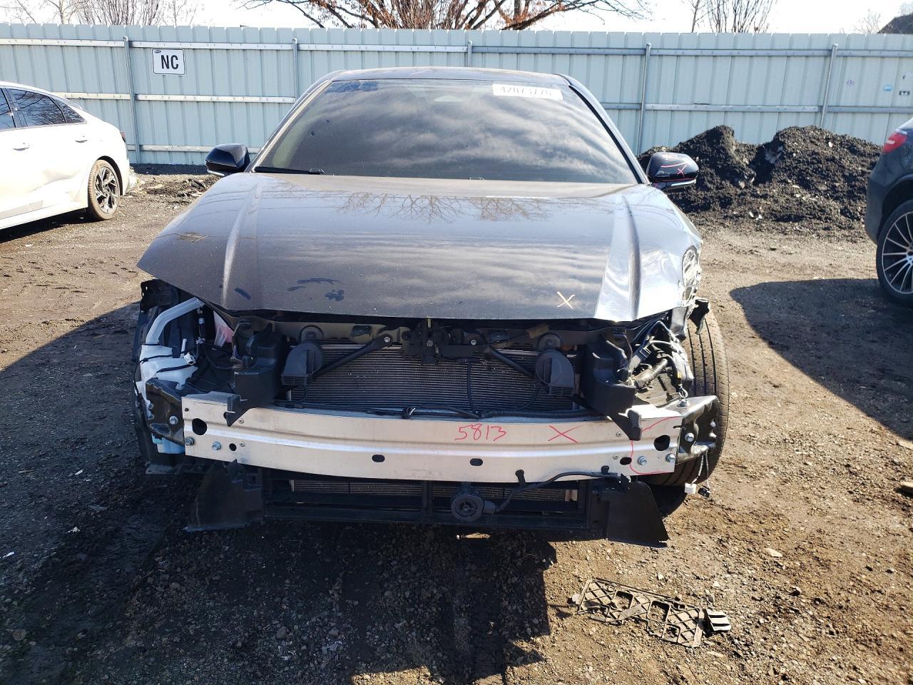 2025 Toyota Camry Le - Image 5