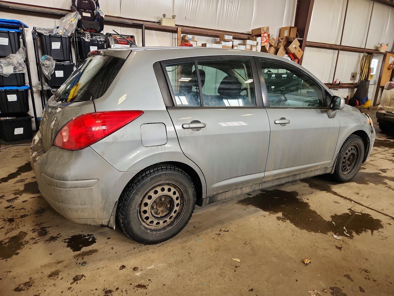 2008 Nissan Versa 1.8 S - Фото 3