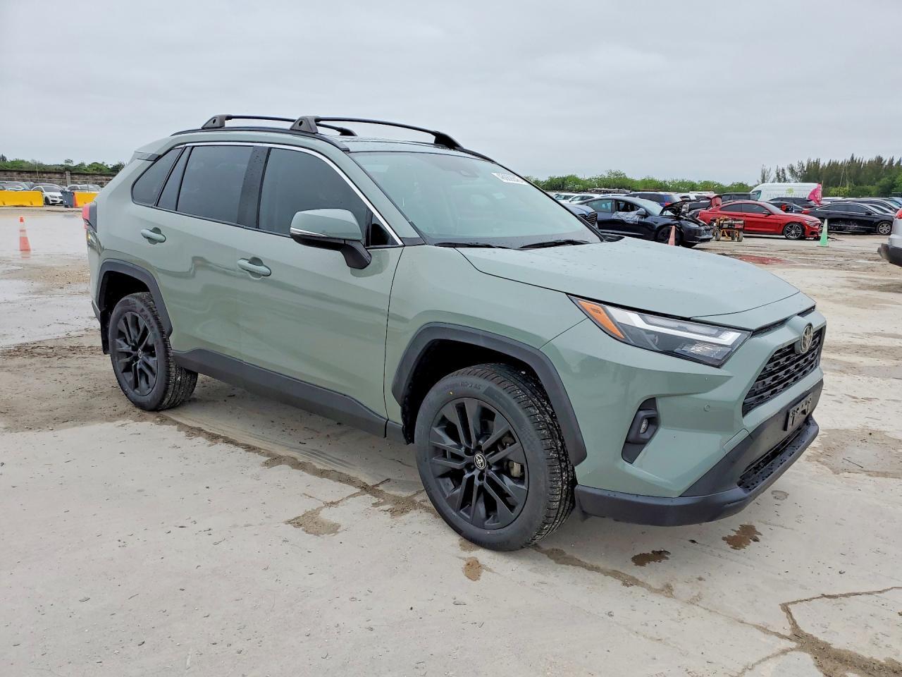 2022 Toyota Rav4 Xle Premium - Фото 4