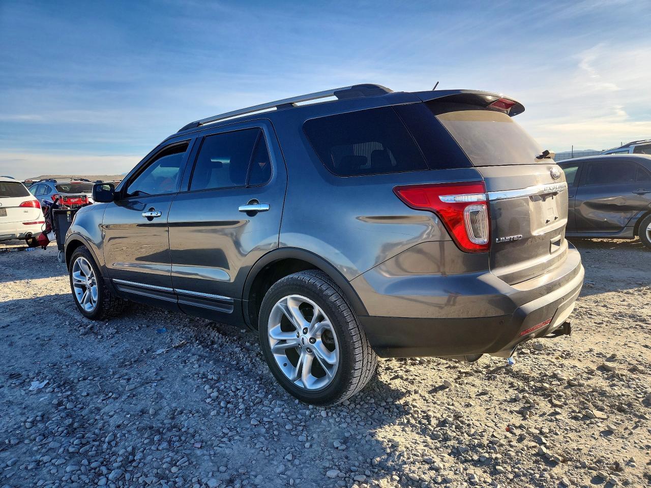 2015 Ford Explorer Limited - Фото 2