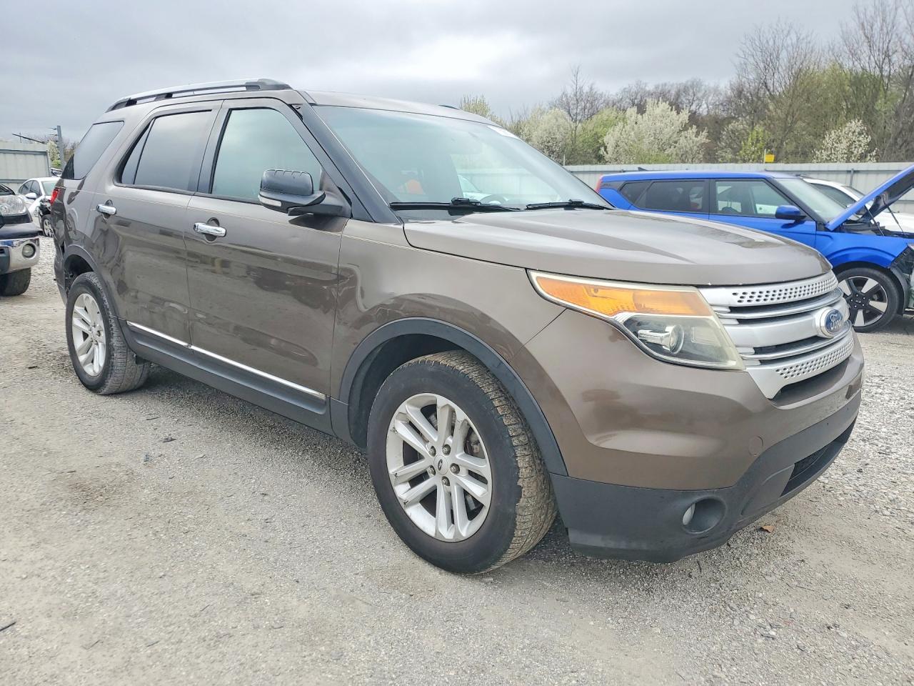 2015 Ford Explorer Xlt - Image 4