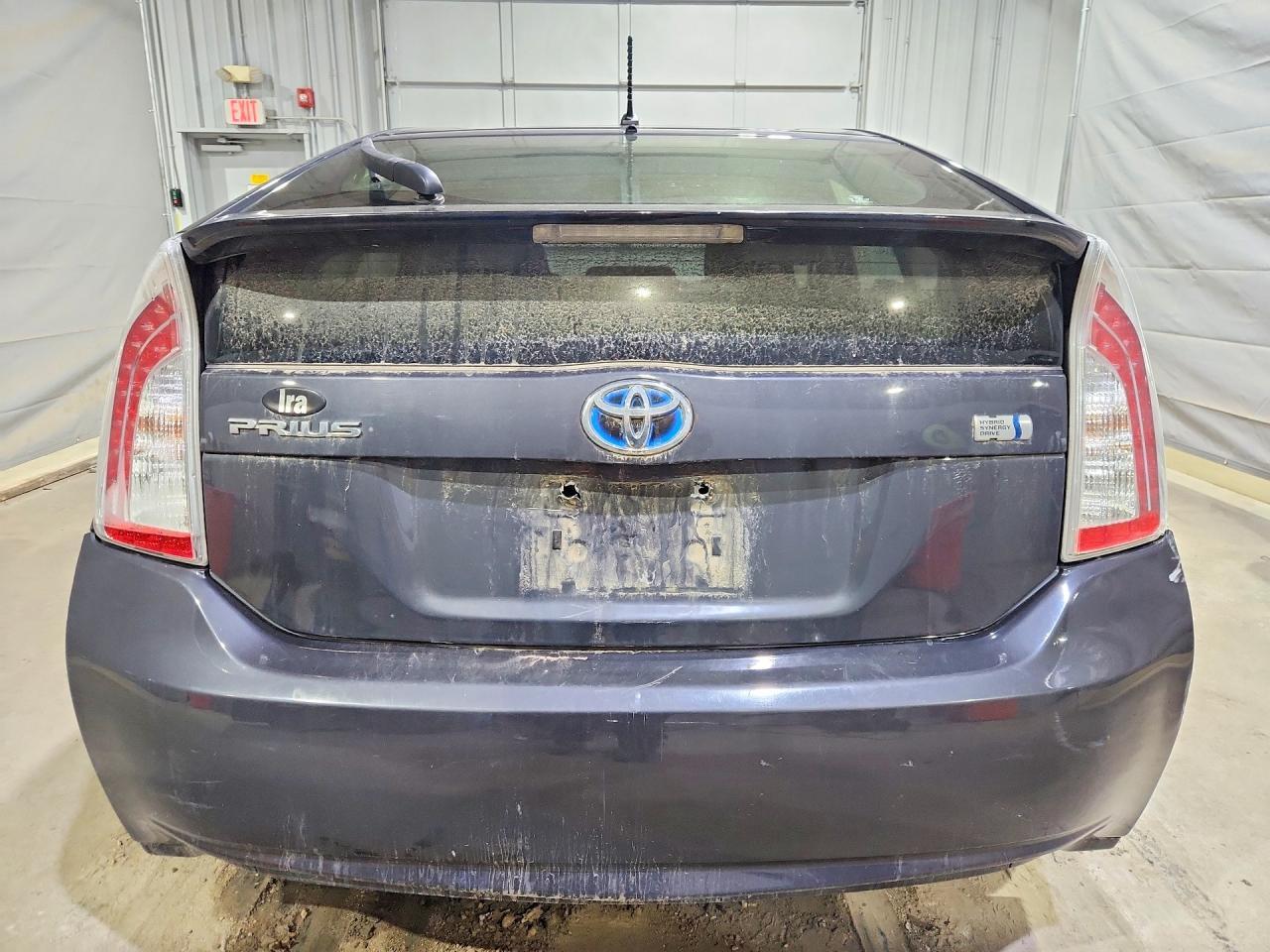 2014 Toyota Prius Two - Фото 6