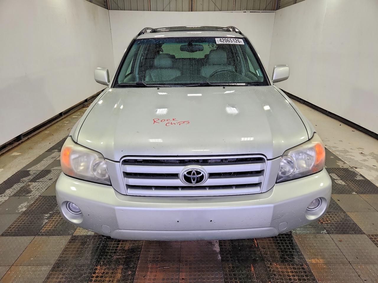 2004 Toyota Highlander Limited - Image 5