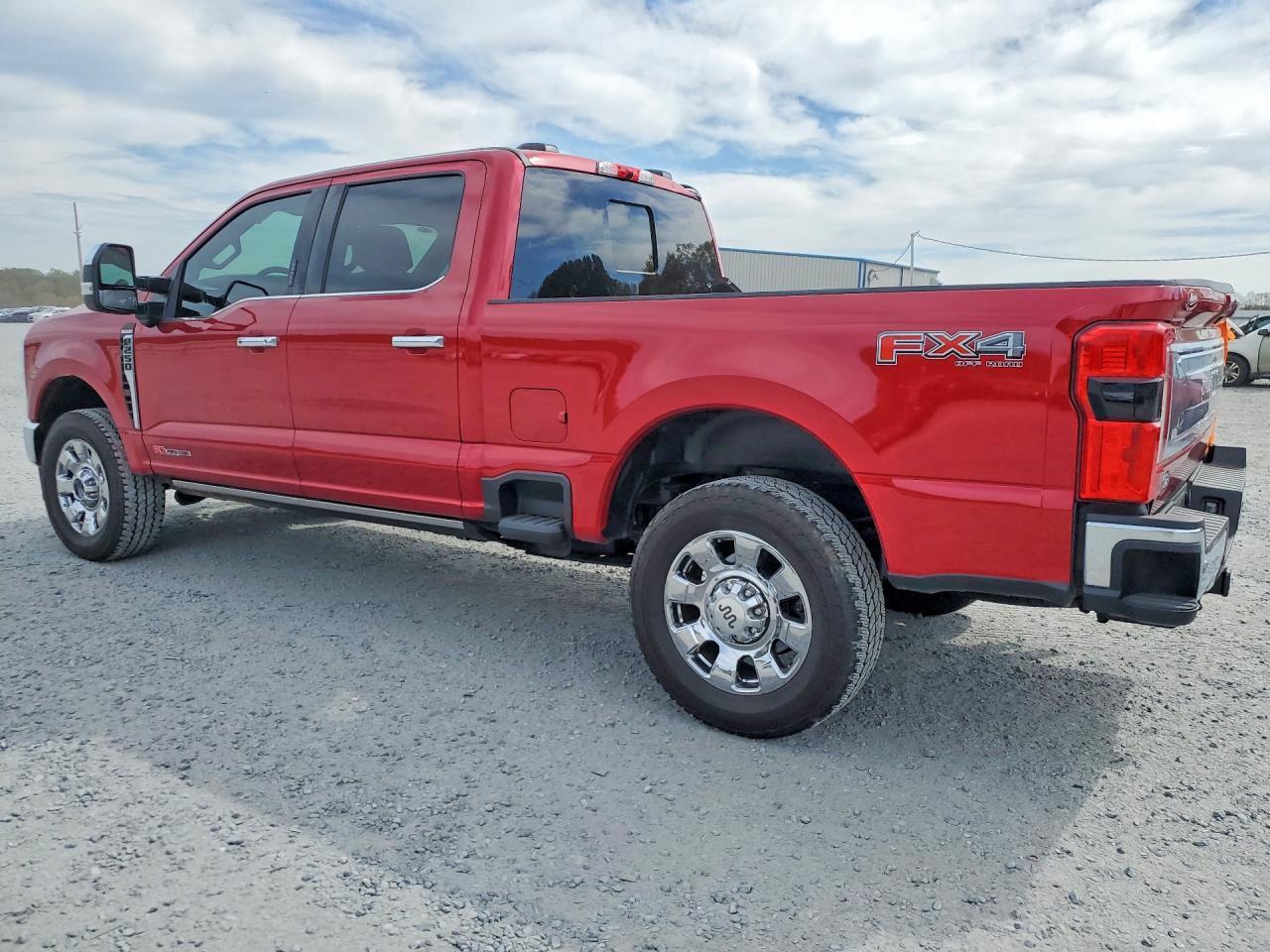 2024 Ford F250 Super Duty - Фото 2