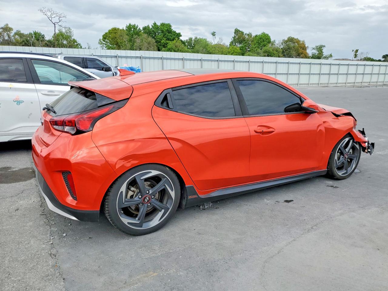 2019 Hyundai Veloster Turbo 1.6T - Image 3