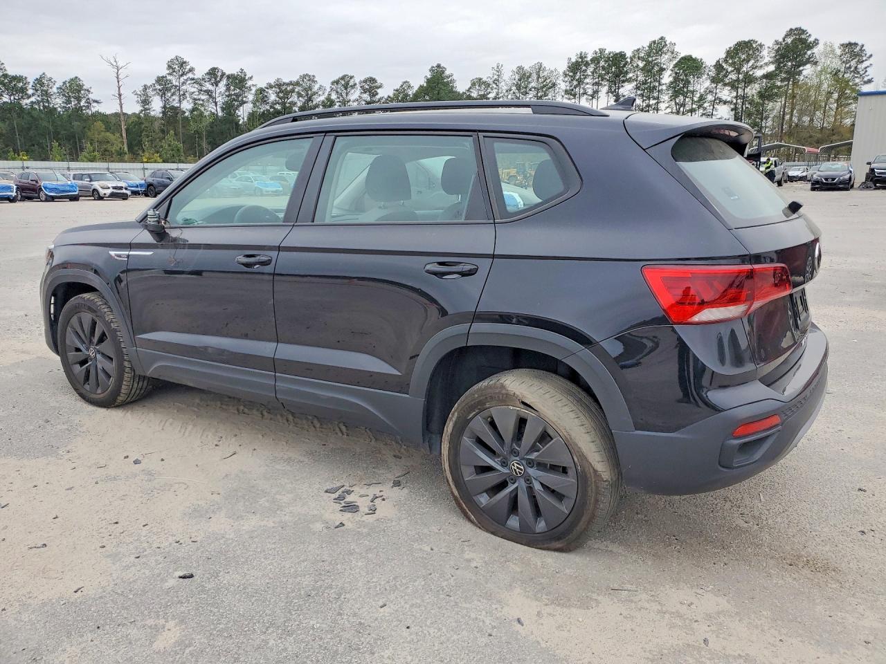 2024 Volkswagen Taos S - Фото 2