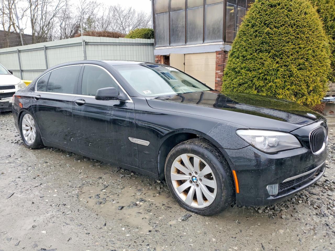 2010 BMW 750 Li xDrive - Image 4