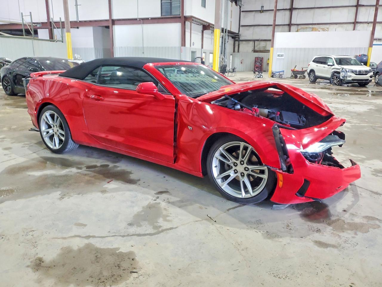 2019 Chevrolet Camaro Lt - Image 4