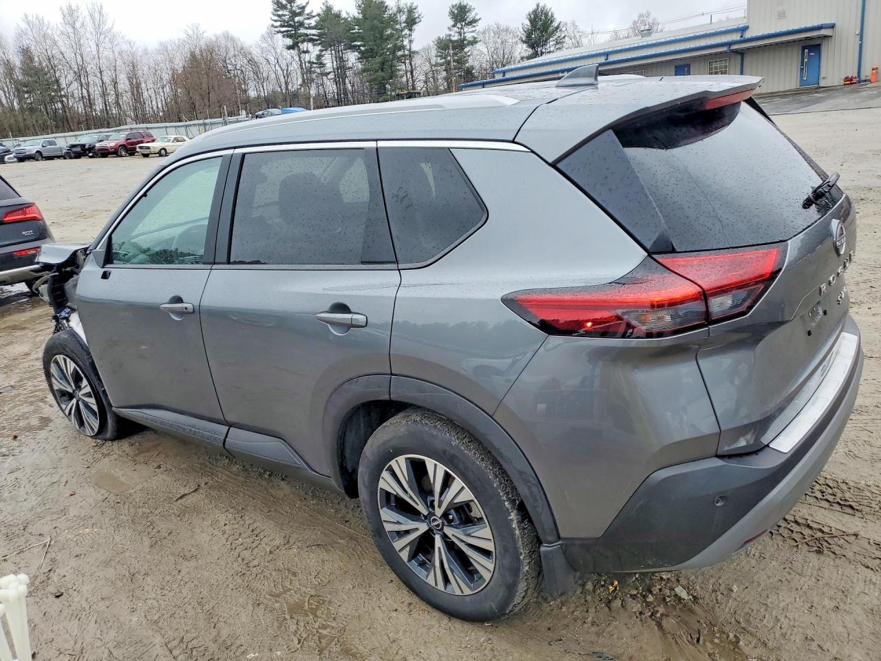 2023 Nissan Rogue Sv - Фото 2