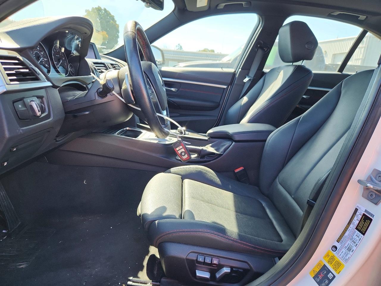2018 BMW 330E - Фото 7