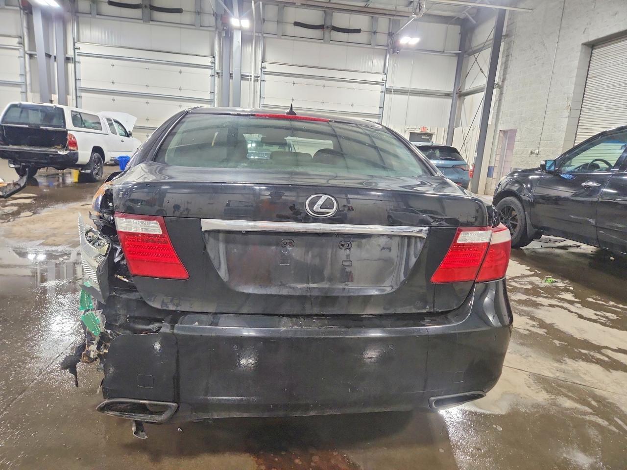 2009 Lexus Ls 460 L - Image 6