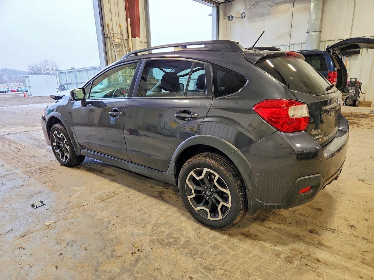 2016 Subaru Crosstrek Premium - Фото 2