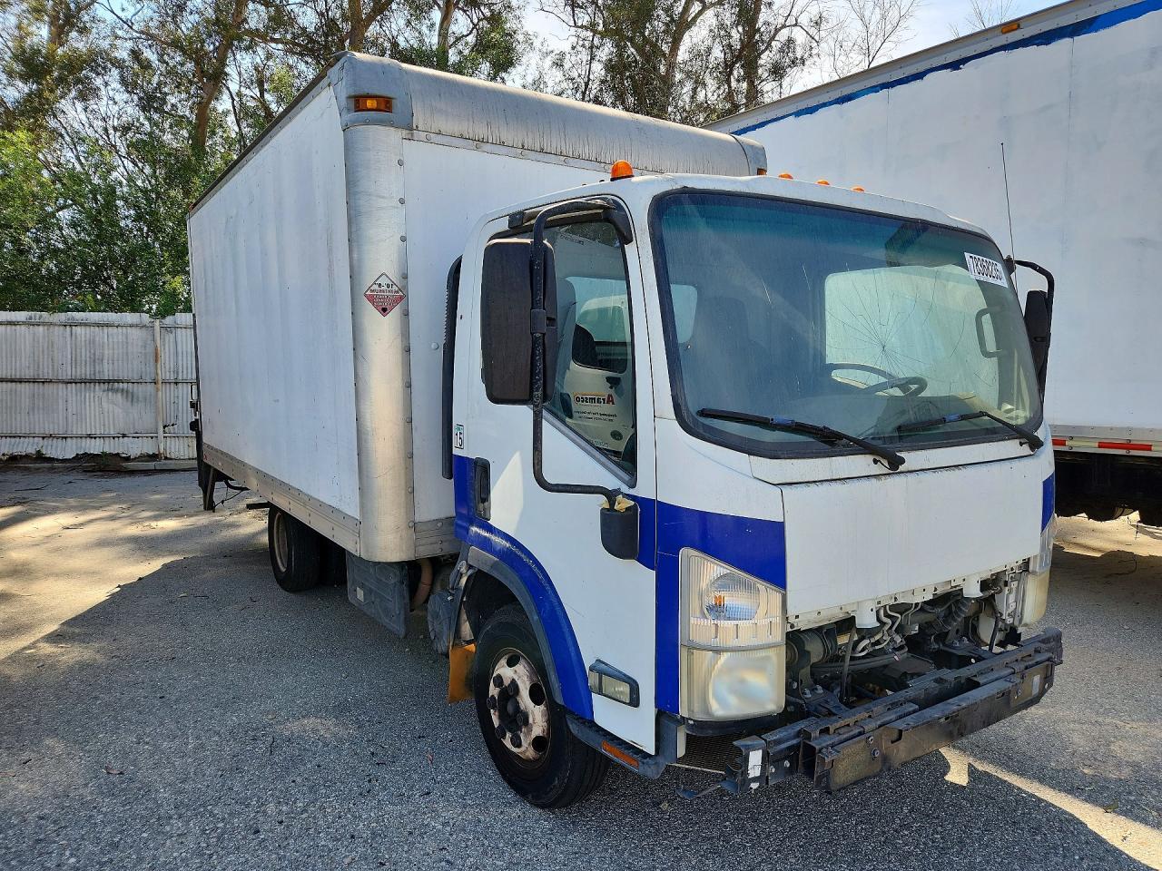 2011 Isuzu Npr Hd Box Truck - Фото 4