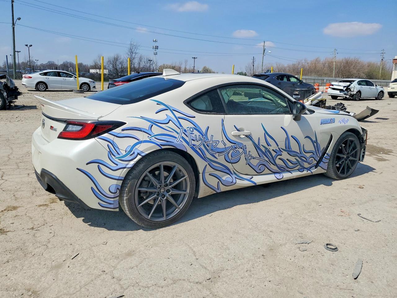 2023 Toyota Gr86 Premium - Image 3