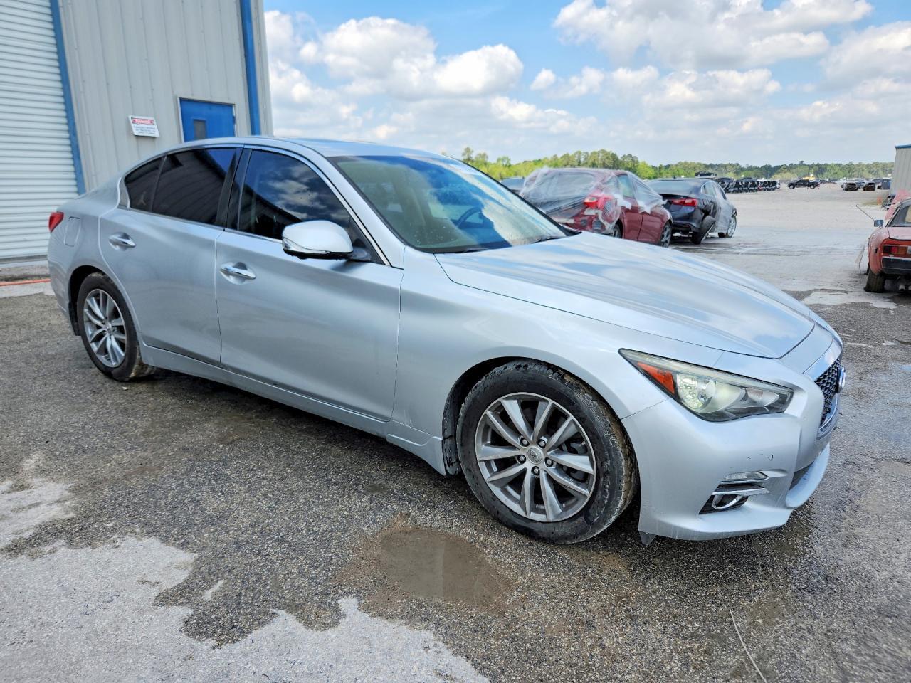 2016 Infiniti Q50 3.0T Premium - Фото 4