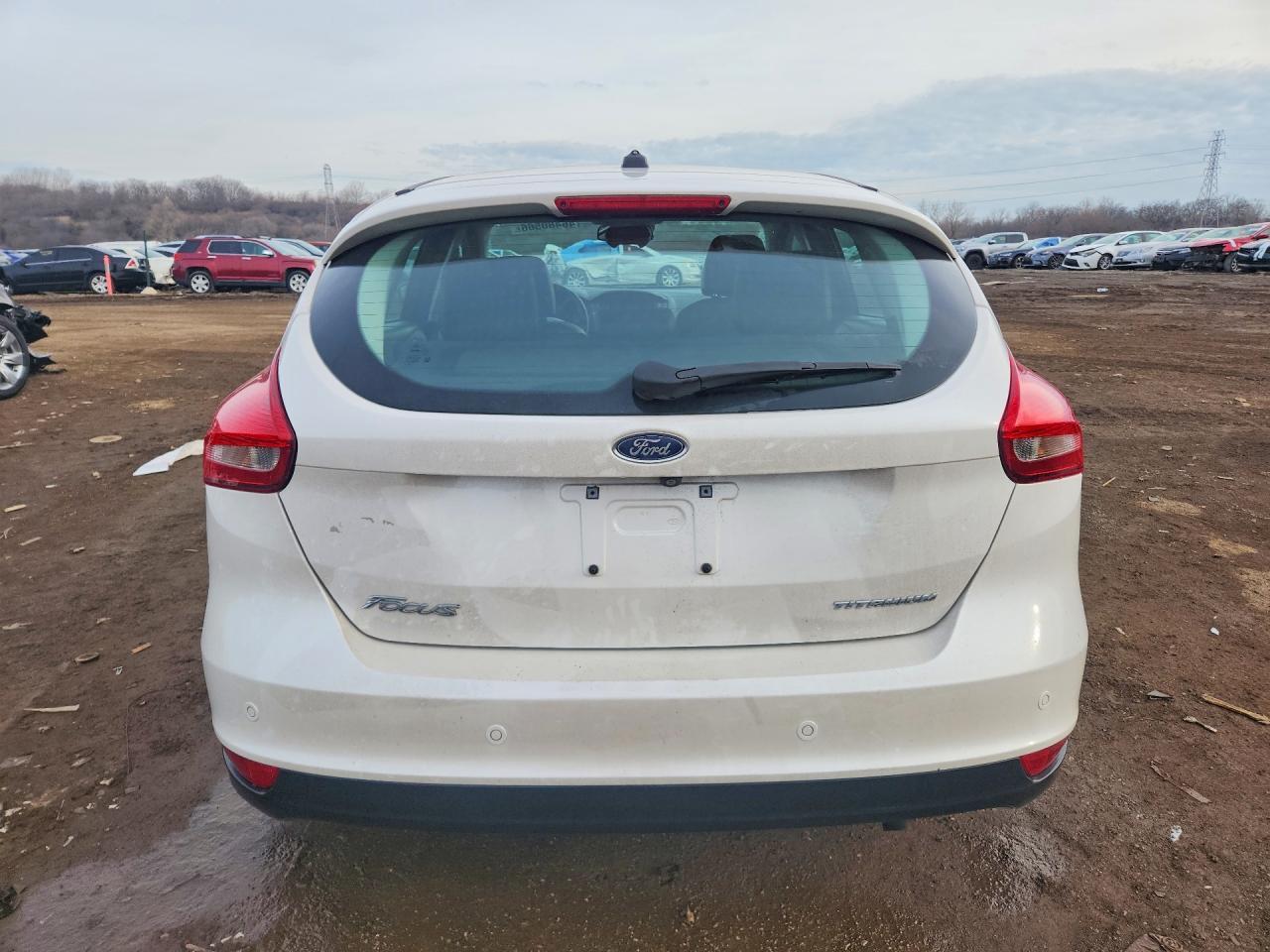 2017 Ford Focus Titanium - Image 6