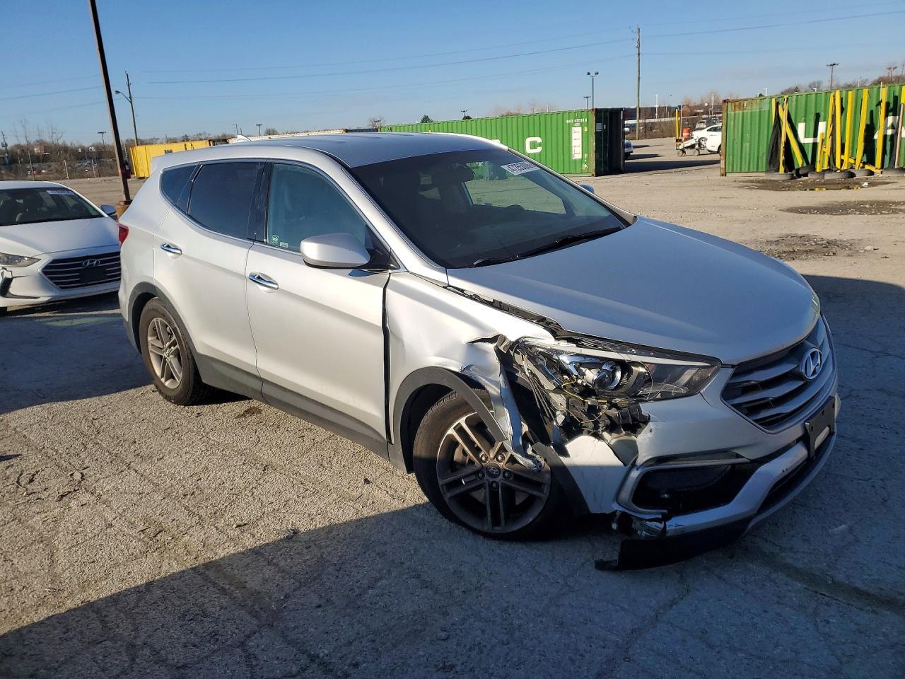 2017 Hyundai Santa Fe Sport 2.4L - Image 4