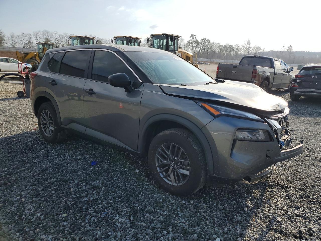 2021 Nissan Rogue S - Image 4